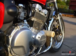 广州转让97本田复古CB400FOUR￥23800送对胎一对。