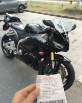 转让一台12年本田CBR600 F5纯一手水车况一流