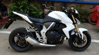 11年本田大黄蜂CB1000R ABS