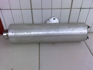 顺德出原装铃木750排气管........