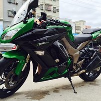 汕尾出售12年Z1000sx     07年VFR800