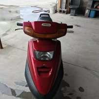 出二辆代步车，雅马哈凌鹰及cbt本田王