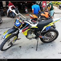 广西柳州三江，华洋T4 250cc，贴花之后重新开贴