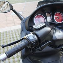 东莞降价出06年YAMAHA纪念版T-MAX500