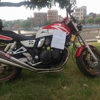 铃木750  万5蚊 求秒杀