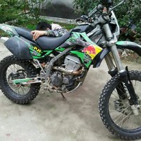 代友出05年KLX250