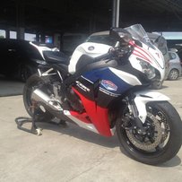 东莞出售O9年CBR1000鹦鹉 52800接小刀