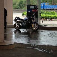 车车已经给一位爽快的湛江车友买了，谢谢绿茵直播