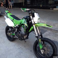 代友出台靓车川崎klx250