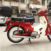 广东梅州1800元卖一台非常完整的本田幼兽70