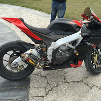 广州代友出售10款 apropos Aprilia rsv4