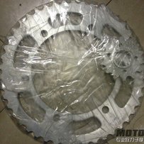 平出一点川崎宝马250的配件，因车出售久剩下的配件卖掉了