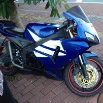 降价岀cb1000和zxr400