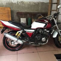 代友出98CB和正林250越野