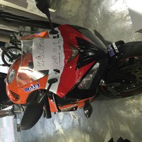 代友出售一台CBR1000.电话13422584828