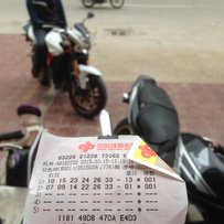 秒杀价格·黄龙600·28000块，跟几台街车·