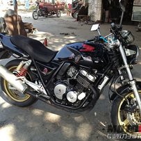 中山集体换车出精神；94CB400，99VTEC1代，04F5