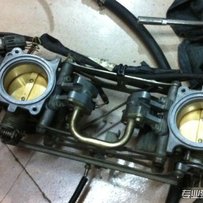 广西梧州出售RC51 RVT1000   和08纪念版R6   28000+52800