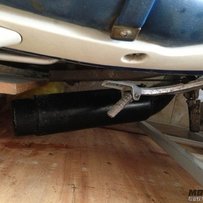 出半尸体YAMAHA-----FZ250一台，原装度高