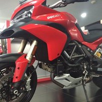 大贸全新2012杜卡迪 最后几台 便宜一起打包出售