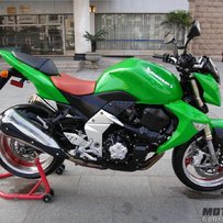 广西玉林出售 ( 靓货 ) 07款Kawasaki川崎Z-1000 街车 价格：53800