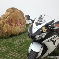 暂停出售，继续投资玩咯~~~~