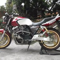 出售06年三代CB400 98年CB400