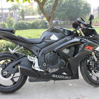 佛山南海出售精神K7小R，12年FZ8