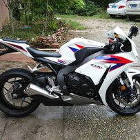 佛山转让12年本田 CBR1000