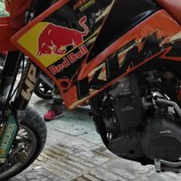 代友出售几台车