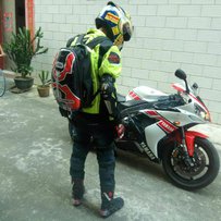 顺德出售一台精神06年R1