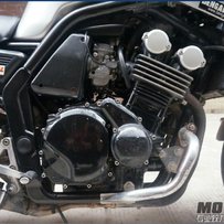 湛江坡头出售精神无比雅马哈FZ400一台！！！（彩票已经补上，请版主放行）