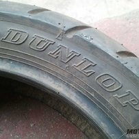 出售4条邓禄普踏板轮胎 150一条