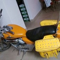 广州番禺代友发帖出售本田马格纳250