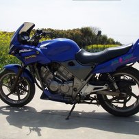 出台本田希尔维斯。25v。长途旅行的好帮手。