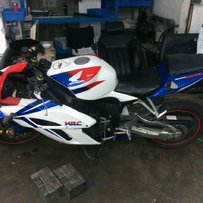 广州嘉禾代友出售06年CBR1000