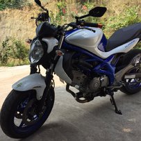 代友放血出售铃木11款街车王650ABS版￥33000