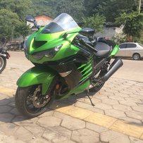 广西柳州代友出售 宝马1600GTL  川崎12ZX-14R六眼 07阿普利亚SL750