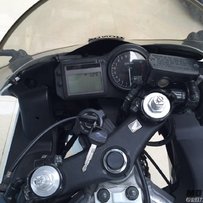 代友岀本田03年CBR600 F4i