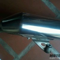 代友出闲置05年CBR1000 美国jardine 改装排气。小黄蜂原装排气