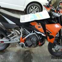 代友出售KTM950 ￥67000 接小刀 可改的盡改了