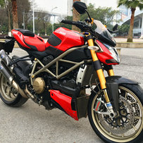 低价出爆改杜卡迪街霸1100顶配S版