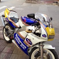 江门新会9800代友出售一台湿离p3