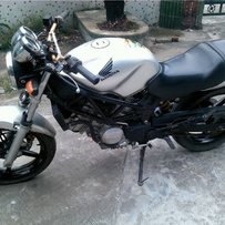 代友)广州出售04 VTR250 价钱：11500 小刀