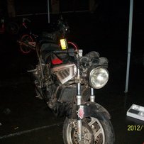 广东中山代友2888元出售一台川骑FX400R街车,有兴趣就收留它