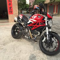 代友出10年杜卡迪796和10R1