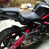 深圳出售 春风650nk 10款z1000