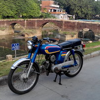 广州芳村出售老爷车YAMAHA DX100，已上报纸图