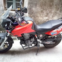 代发：东莞市清溪镇换车转让06阿普利亚650