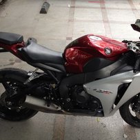 惠州出08鹦鹉一台，代友（阳江）出09F5一台